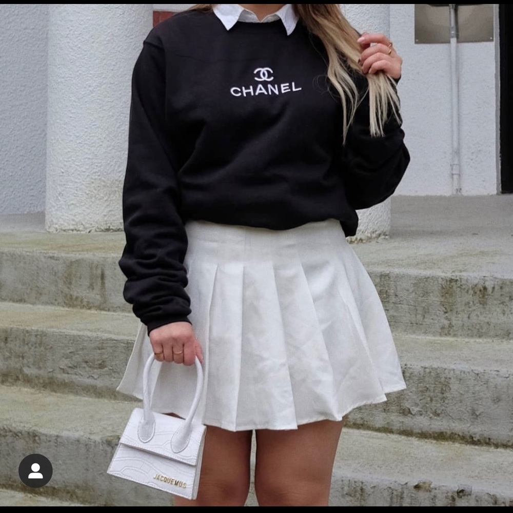 Ralph Lauren size 10 white tennis skirt 100%cotton